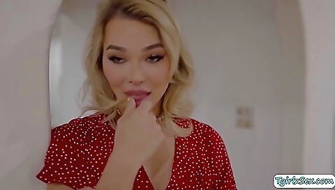 Blonde Ts Emma Rose Deepthroat And Anal